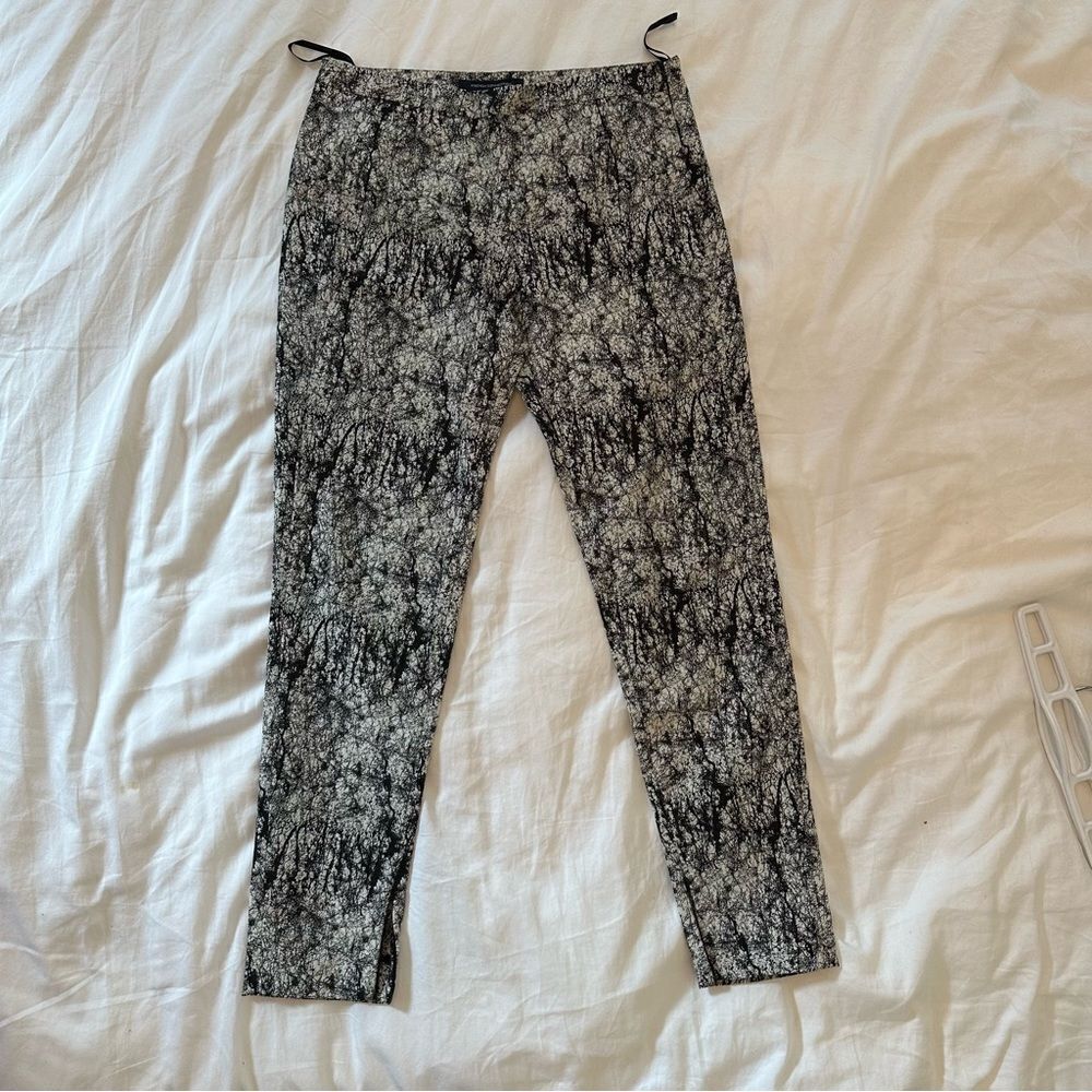 French Connection Marble Pattern Pants Size 6 - Picture 3 of 6